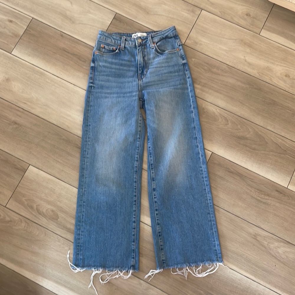 ZARA high waisted wide leg crop jeans